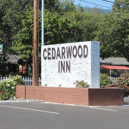 Cedarwood Inn Of Ashland Ngoại thất bức ảnh