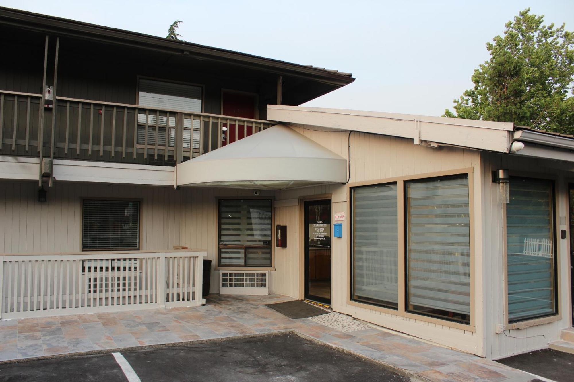 Cedarwood Inn Of Ashland Ngoại thất bức ảnh